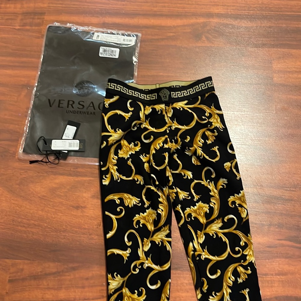 Versace leggings baroque gold and black with stretch logo waist women’s size 01